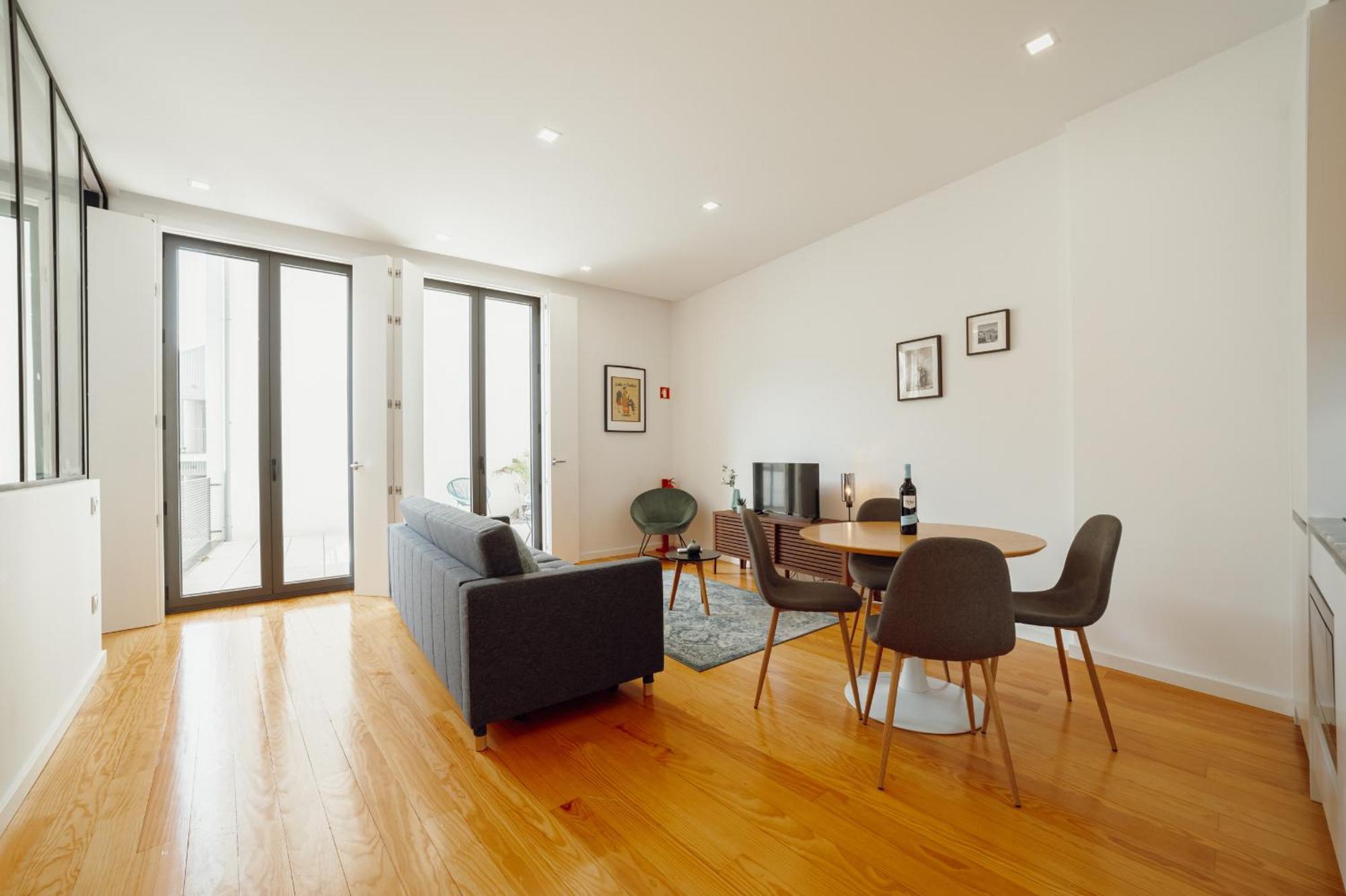 Courtyard Oporto Design Apartments By Vacationy Exterior foto